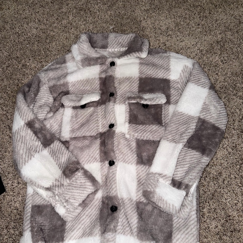 Women’s Plush Check Jacket - Gray & White size medium